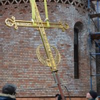 Подъем креста на Храм Новомучеников и Исповедников российских в Строгино